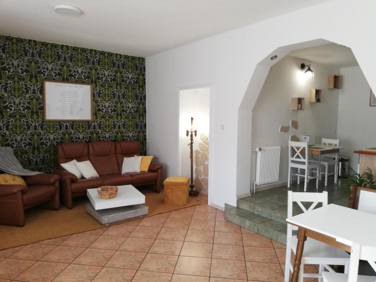 Ferienwohnung Bella Patria Rozwadza Exterior foto